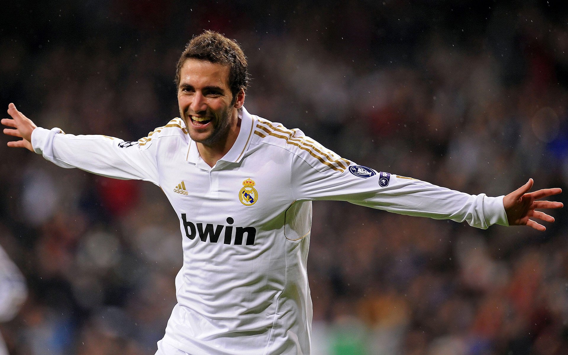 LeyuSports-国足锋线配合训练首次录制视频，国足前锋高峰